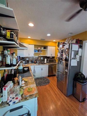 2200 8TH AVENUE N, St Petersburg, FL 33713