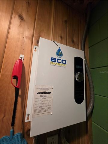 2200 8TH AVENUE N, St Petersburg, FL 33713