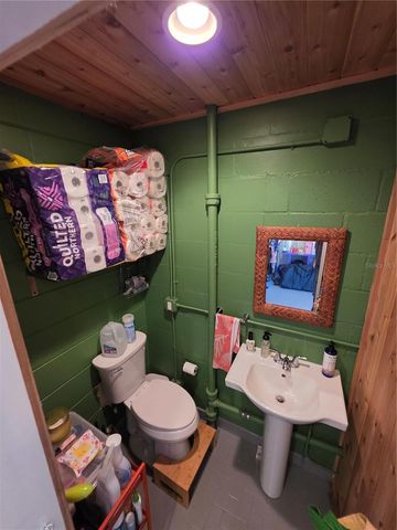 2200 8TH AVENUE N, St Petersburg, FL 33713