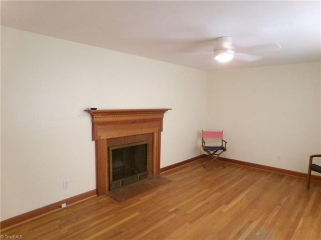 3850 Whitehaven Road, Winston-salem, NC 27106