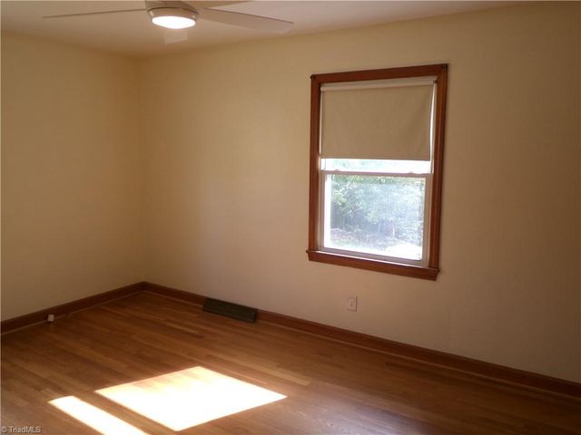 3850 Whitehaven Road, Winston-salem, NC 27106