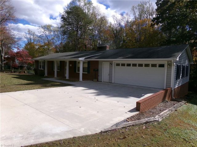 3850 Whitehaven Road, Winston-salem, NC 27106