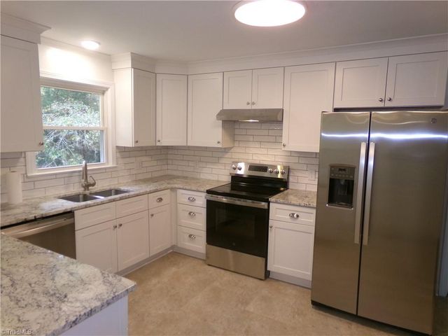 3850 Whitehaven Road, Winston-salem, NC 27106