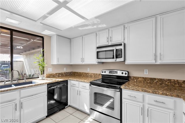 2556 Laconia Avenue, Las Vegas, NV 89121