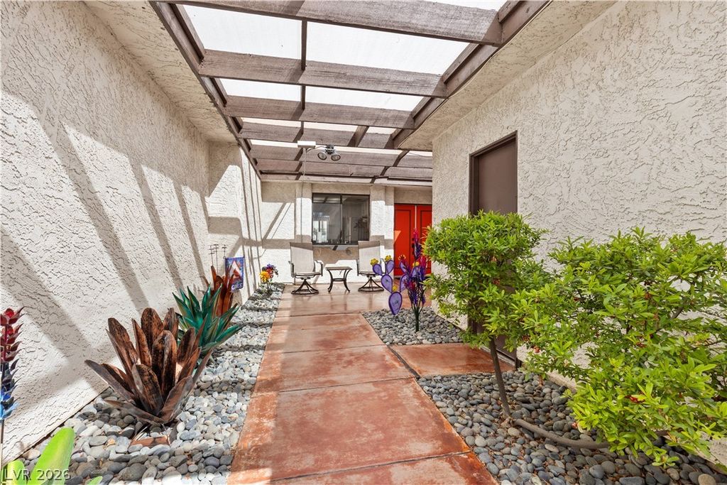 2556 Laconia Avenue, Las Vegas, NV 89121