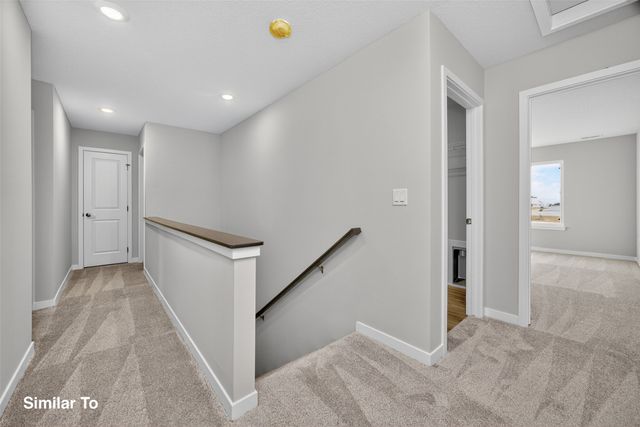 9152 Robinson Drive, West Des Moines, IA 50266