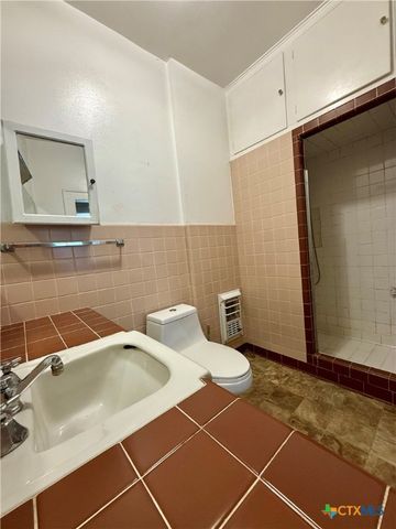 1500 N 5th Street, Temple, TX 76501