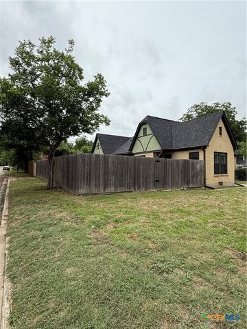 1500 N 5th Street, Temple, TX 76501