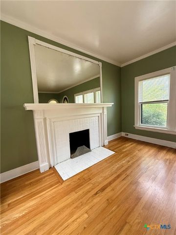 1500 N 5th Street, Temple, TX 76501