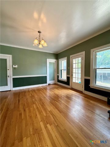 1500 N 5th Street, Temple, TX 76501