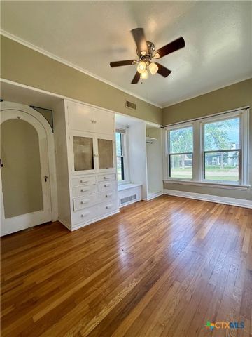1500 N 5th Street, Temple, TX 76501
