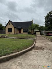 1500 N 5th Street, Temple, TX 76501
