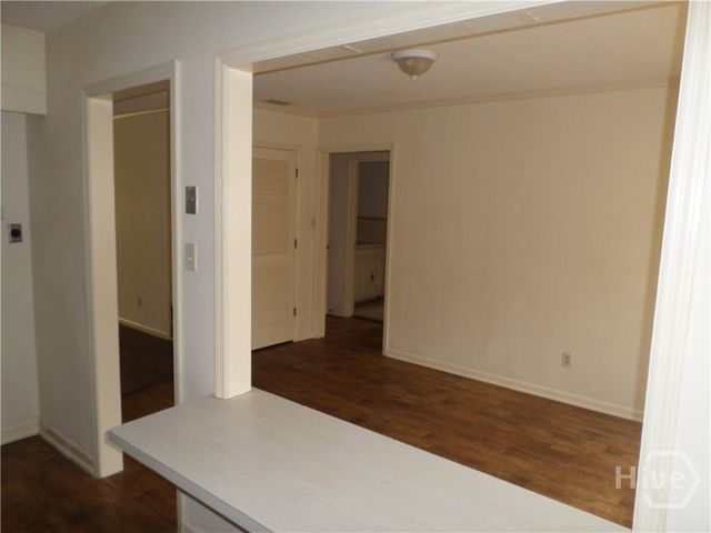 203 W 58th Street, Savannah, GA 31405