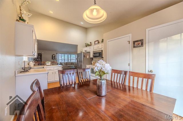 1402 Raspberry Drive, Lebanon, MO 65536