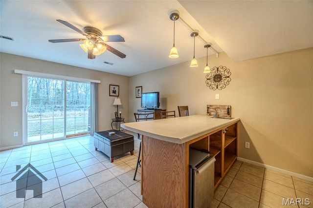 1402 Raspberry Drive, Lebanon, MO 65536