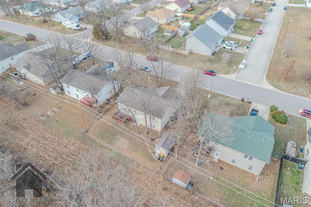 1402 Raspberry Drive, Lebanon, MO 65536