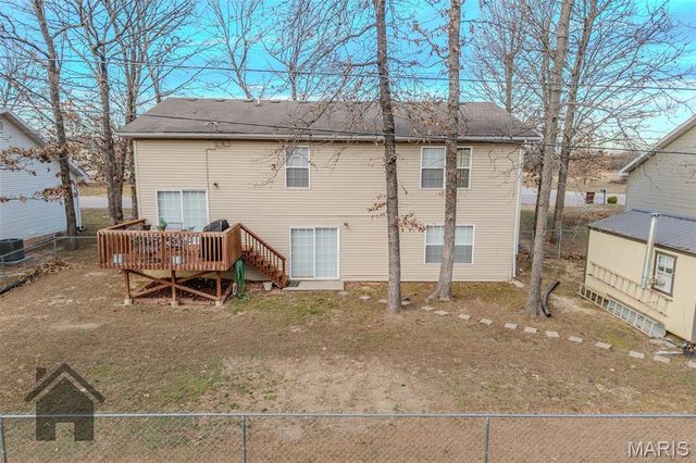 1402 Raspberry Drive, Lebanon, MO 65536