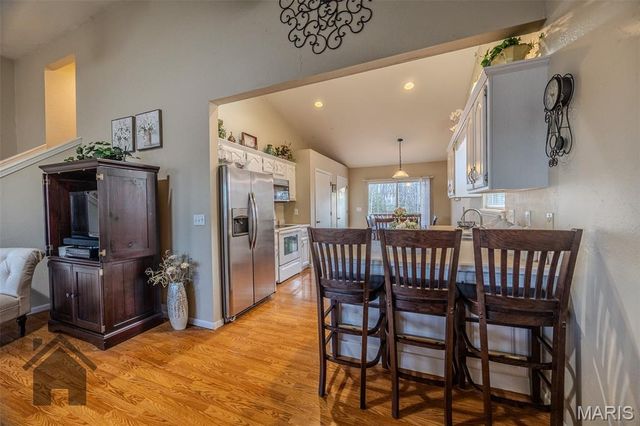 1402 Raspberry Drive, Lebanon, MO 65536