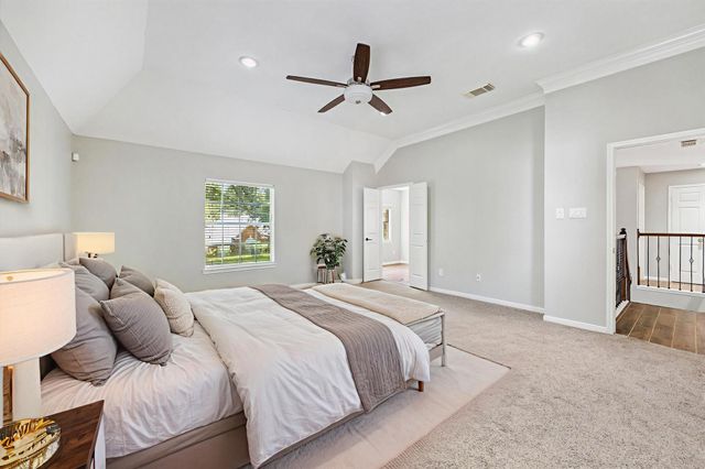 2006 Ravens Crest Drive, Sugar Land, TX 77478