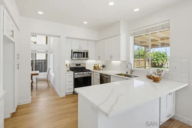 7634 Trailbrush, San Diego, CA 92126