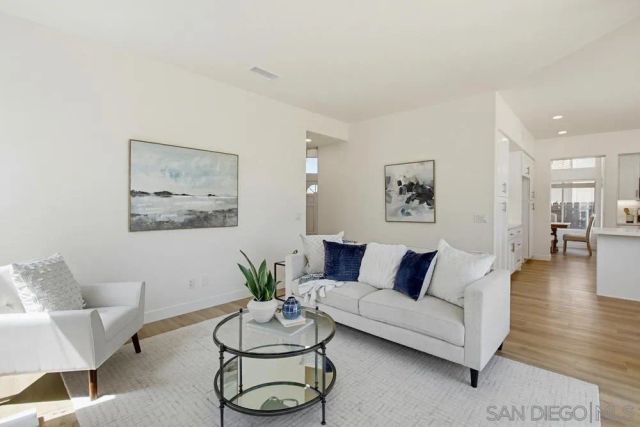 7634 Trailbrush, San Diego, CA 92126
