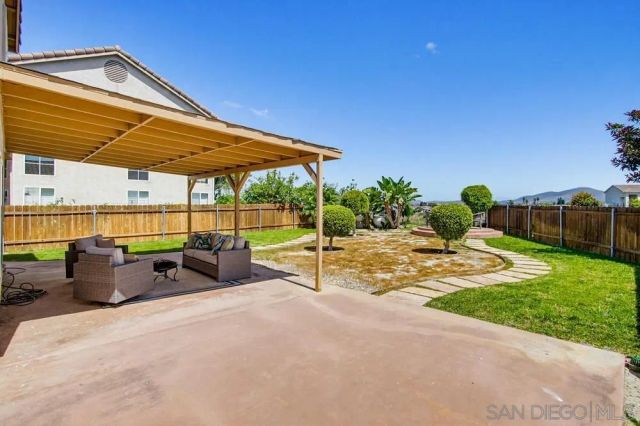 7634 Trailbrush, San Diego, CA 92126