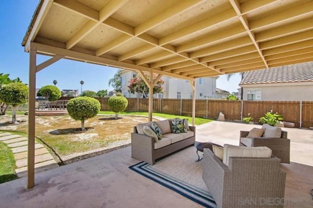 7634 Trailbrush, San Diego, CA 92126