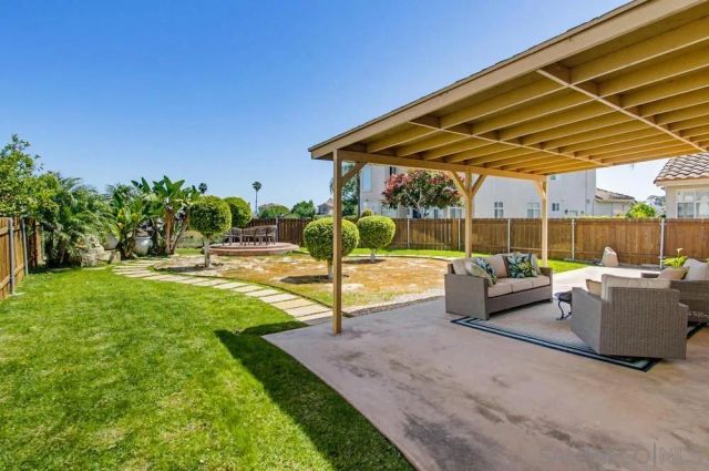 7634 Trailbrush, San Diego, CA 92126
