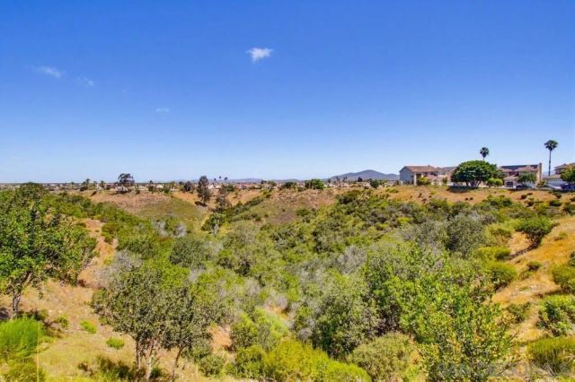 7634 Trailbrush, San Diego, CA 92126