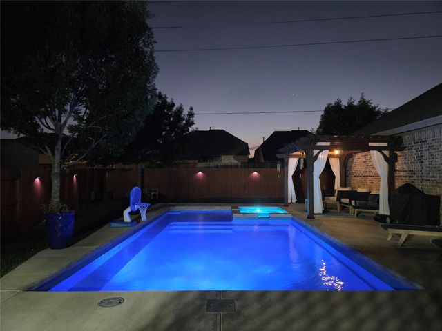 2842 Walnut Crest Drive, Katy, TX 77494