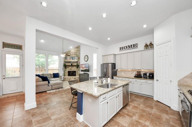 2842 Walnut Crest Drive, Katy, TX 77494
