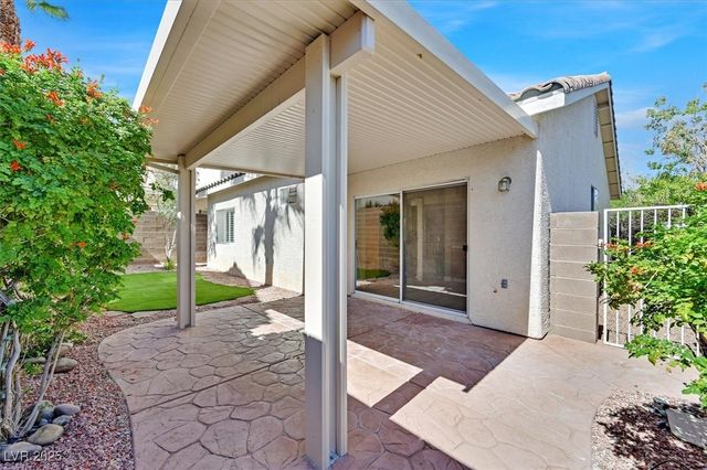 10401 Turning Leaf Avenue, Las Vegas, NV 89129