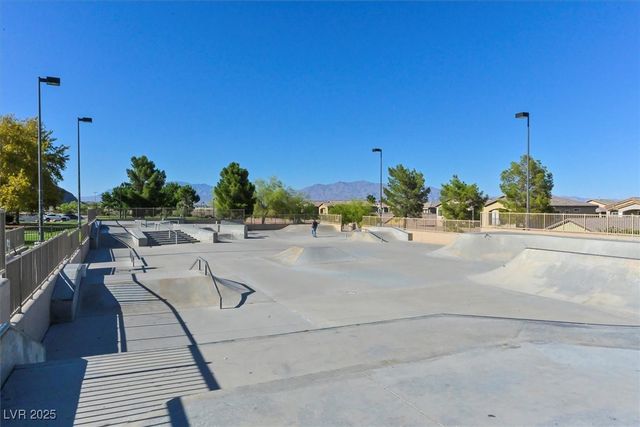 10401 Turning Leaf Avenue, Las Vegas, NV 89129