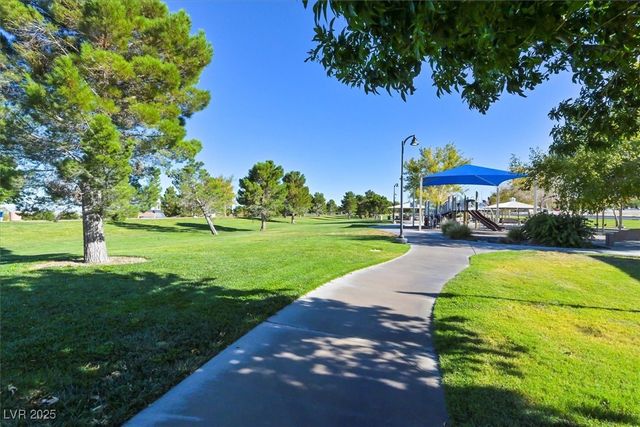 10401 Turning Leaf Avenue, Las Vegas, NV 89129