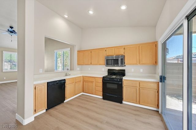 10401 Turning Leaf Avenue, Las Vegas, NV 89129