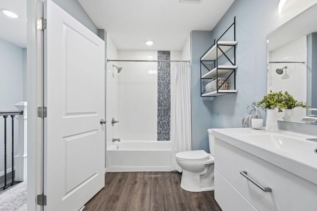 3235 Benjamin Street NE, Minneapolis, MN 55418