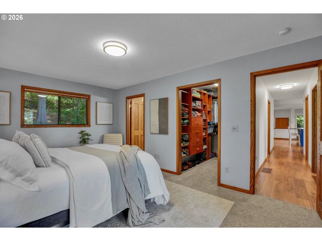 13290 Sw MENLOR Ln, Tigard, OR 97223