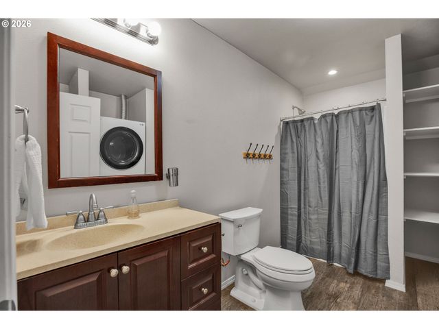 13290 Sw MENLOR Ln, Tigard, OR 97223