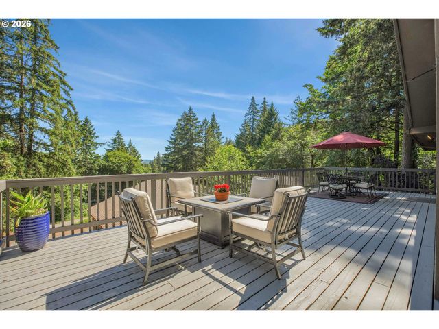 13290 Sw MENLOR Ln, Tigard, OR 97223