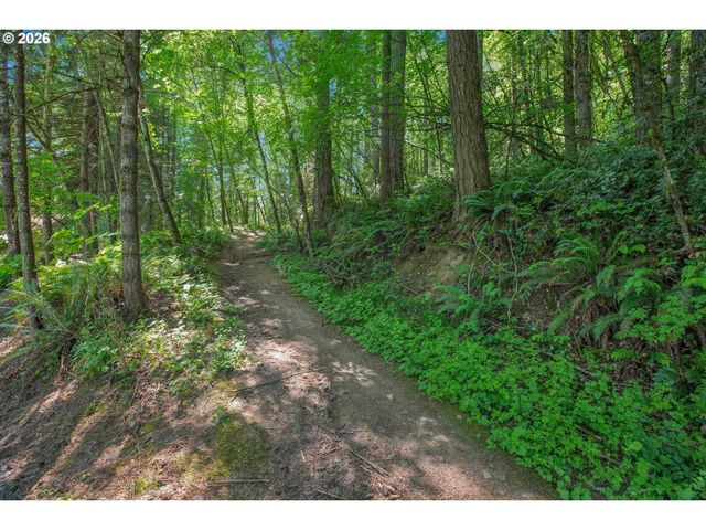 13290 Sw MENLOR Ln, Tigard, OR 97223