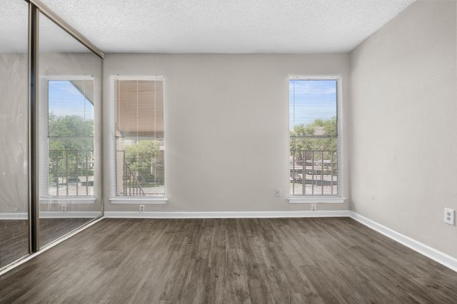 6050 Melody Lane 341, Dallas, TX 75231