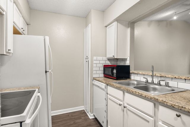 6050 Melody Lane 341, Dallas, TX 75231