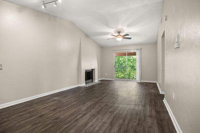 6050 Melody Lane 341, Dallas, TX 75231