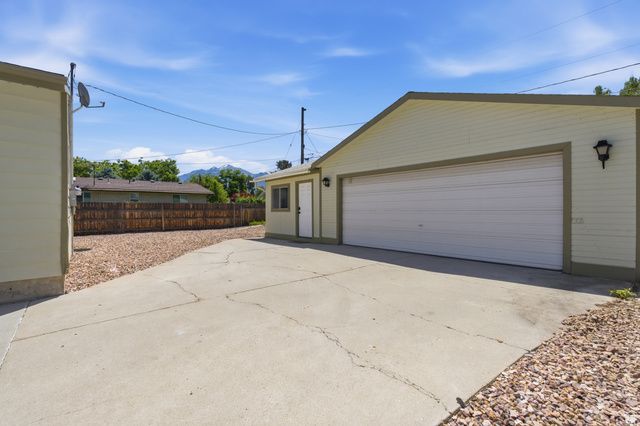 700 E 5900 S, Murray, UT 84107