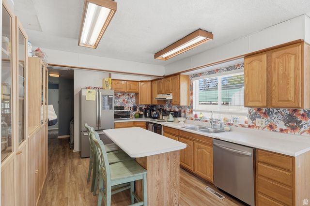 700 E 5900 S, Murray, UT 84107