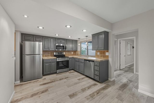 17024 E Calle Del Sol, Fountain Hills, AZ 85268