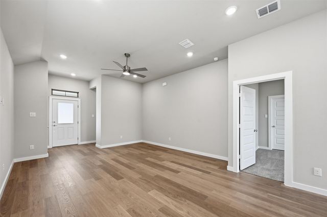 3905 Nasworthy Drive, Farmersville, TX 75442