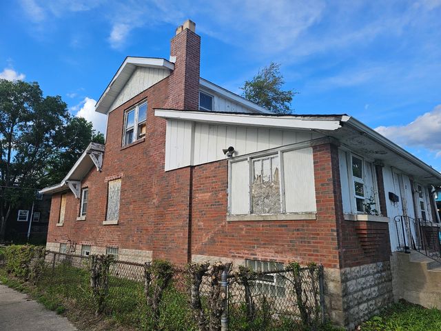 12 WEBB Street, Calumet City, IL 60409