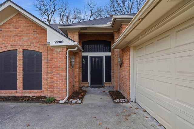 2209 Fulton Drive, Garland, TX 75044