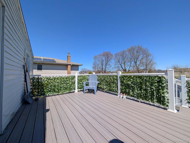 643 MIDVALE Avenue, East Meadow, NY 11554